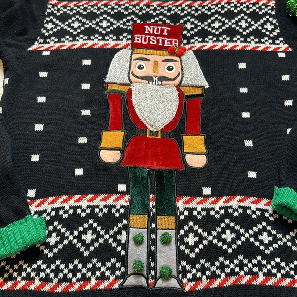 HOLIDAY Sweater Nutbuster Size Medium - Picture 2 of 7
